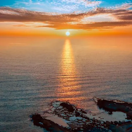 Tekos Golden Hill & Restaurant At Karpaz