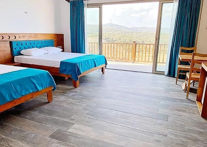 Tekos Golden Hill & Restaurant At Karpaz ホテル 3*